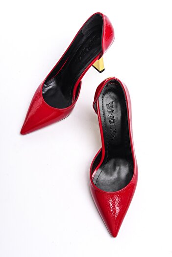 DURUNUN BUTİĞİ Carlet Kırmızı Kırışık Rugan (8cm Topuk) Boyu Günlük Kullanım Stiletto