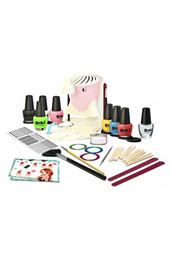 Buki France Studio profesional de manichiura