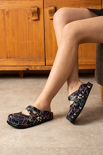 DOGİYE Neon Shapes Printed Cross Sabo Slippers