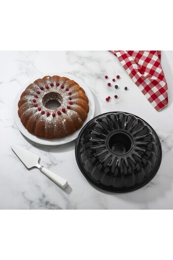 Sinbo Emaye Kek Kalıbı - 28 Cm Yanmaz Yapışmaz 20 Dilimli 28cm Emaye Kek Kalıbı