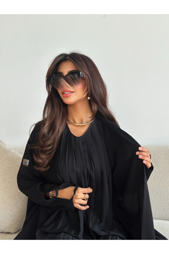 outline Elegant dark blue chiffon crepe abaya with sleeves