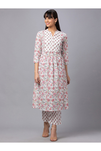 Globus By Styli Mandarin Collar Printed Kurta with Trousers Set