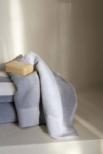 H&M Cotton terry hand towel