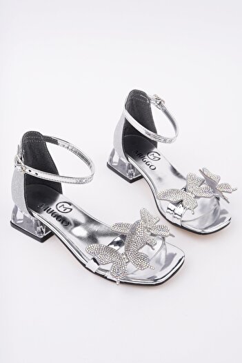 MUGGO Kenzie Butterfly Detailed Ankle Strap Girls' Short Heeled Shoes