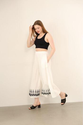 Güler Casual Embroidered Loose Cut White Trousers