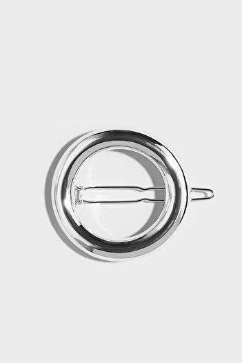 New Obsessions Bold Round Metal Clip Buckle