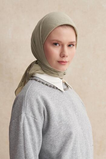 carell Organic Wrinkled Scarf Soft Green