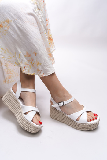 Riccon Isolyaries Women's Sandals 0012503   White