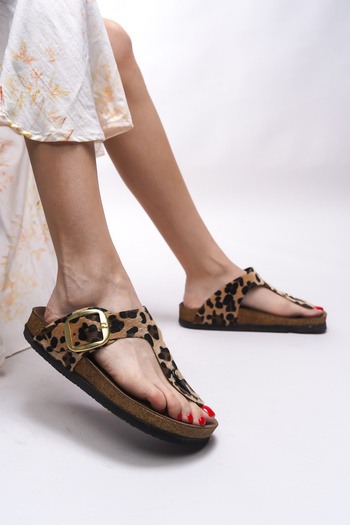 Riccon Women's Leopard Shaped Flip Flops 0012601