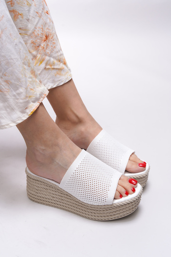 Riccon White Kysfaen Women's Slippers 0012512   Model