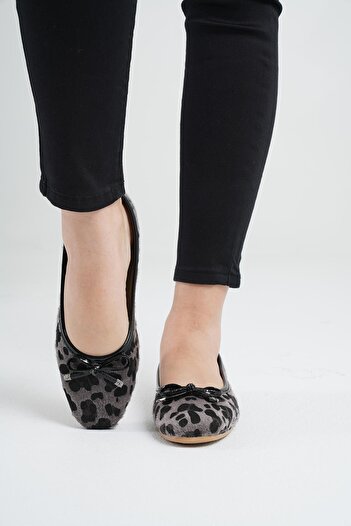 Beyond Kadın Gri Balerin Fiyonklu Leopar Desen Süet Babet 1Cm Byndblrn01