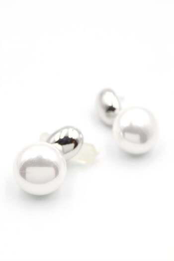 MENESSA Silver Pearl Earrings