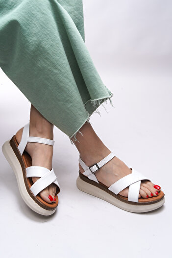 Riccon White Myltheris Women's Sandals 0012600