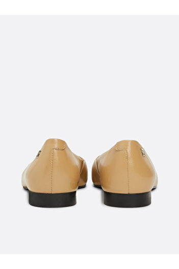 Tommy Hilfiger Women Brown Ballerinas