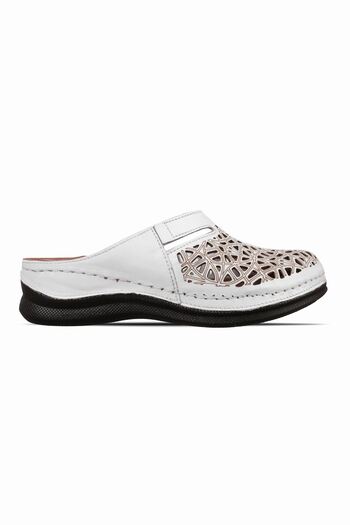 Lal Shoes & Bags Faroser Γυναικείες παντόφλες με τακούνι από γνήσιο δέρμα με λέιζερ κοπής-λευκό