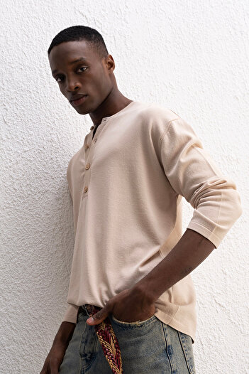 GIESTO Half Plain Knitted Beige T-Shirt
