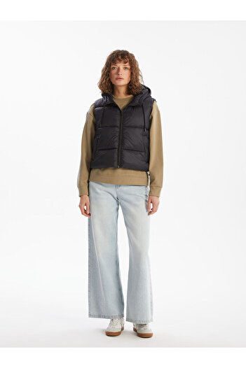 LC Waikiki Black Hooded Women's Puffer Vest