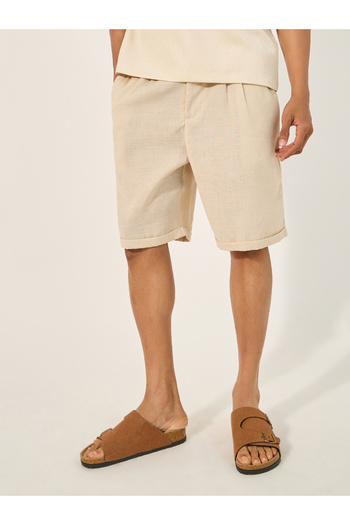 Styli Mid Rise Regular Fit Pleated Shorts
