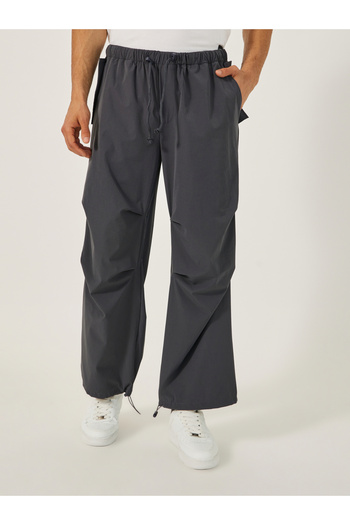 Styli Parachute Oversized Joggers with Knee Pintuck Detail