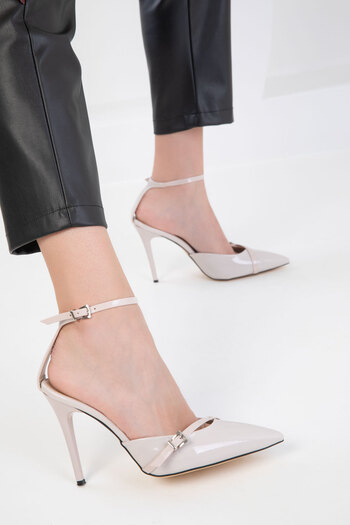 SOHO Beige Patent Leather Women's Classic Heeled Shoes 20352