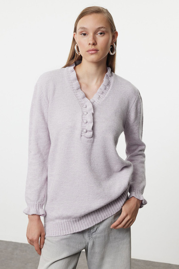 Trendyol Modest Πλεκτό πουλόβερ λιλά με απαλή υφή - με μαργαριτάρι κουμπί TCTAW25AK00034