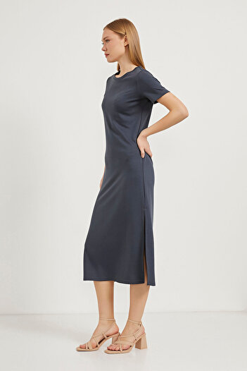 Arma Life Women's Crew Neck Soft Basic Smoked Long Dress