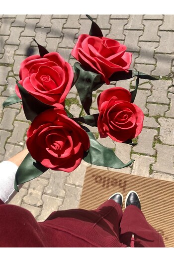 Gözde Tasarım Butik Decorative Handmade Red Rose Luxury Eva Artificial Flower Bundle or Vase Flower
