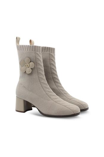 Vario Beige Floral Detailed Knitted Heeled Boots Mink Sweater