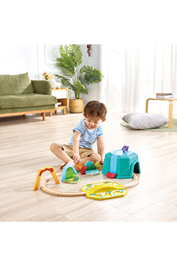 Hape Wooden Toy - Train And Dinosaur Set (27 PIECES)