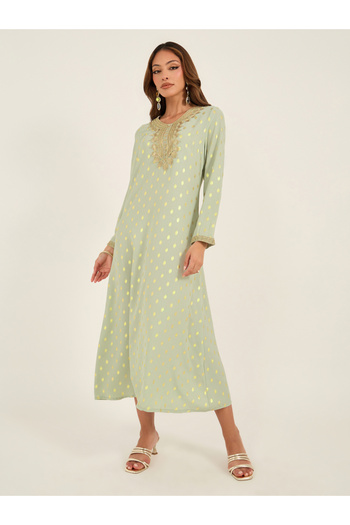 Keenly By Styli Foil Print Lace Detail Round Neck Kaftan