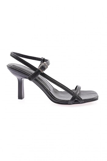 DGN 703-2164-23Y Women's Square Toe Heeled Sandals