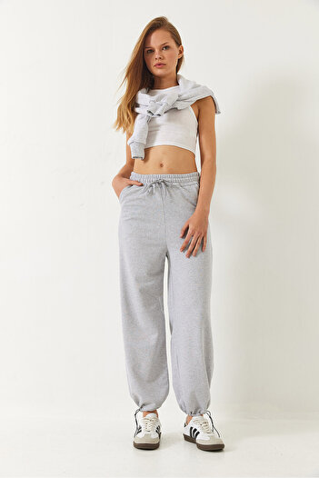 Bianco Lucci Women's Elastic Waist and Leg Sweatpants with Pockets 60261491