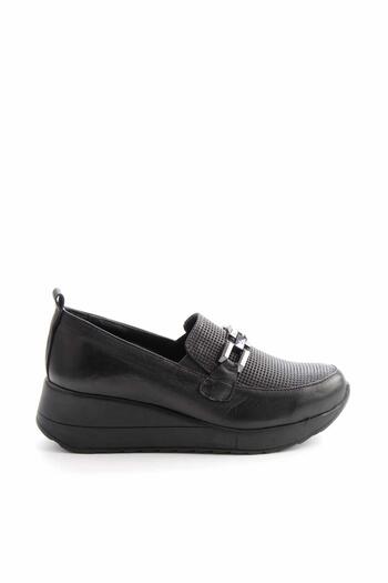 Bambi Schwarze Damenschuhe mit Keilabsatz aus echtem Leder K 01586371403