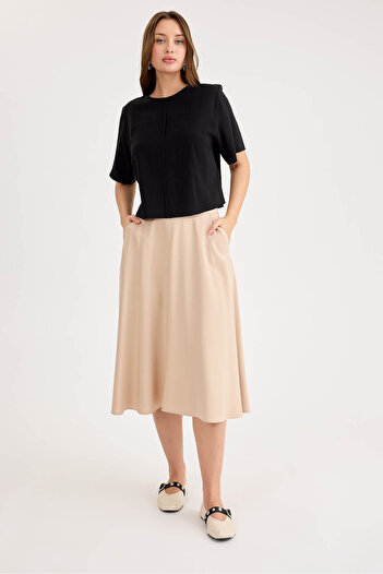 Vitrin Midi Pocket Skirt