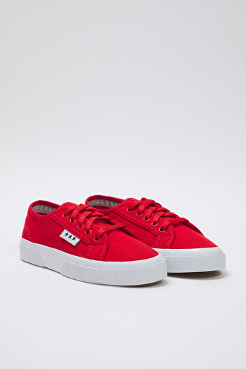 TRENDYOL SHOES Piros fűzős lapos talpú női tornacipő TAKSS25SN00039