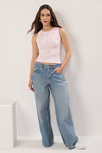 Trendyol Collection Light Pink Embroidery Bow Knitted Undershirt - Body-Sitting, Twoss25Al00023