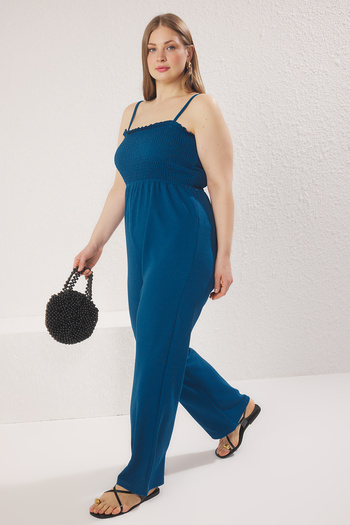Trendyol Curve Kék pántos kötött nagy méretű jumpsuit TBBSS25BG00011