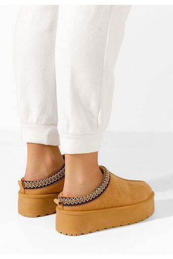 B T Shoes Comfy V4 platform slippers camel