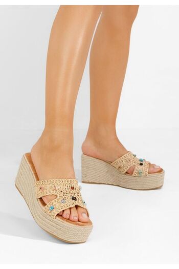 B T Shoes Laurine beige platform slippers