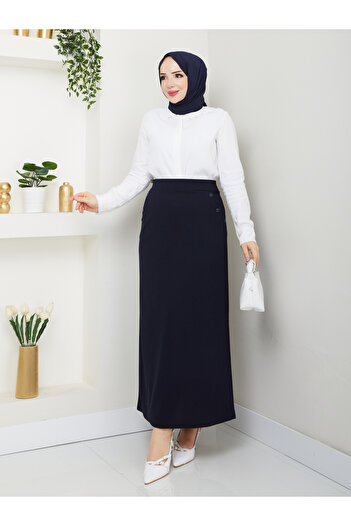 akabe Scuba Crepe Pocket Buttoned Skirt