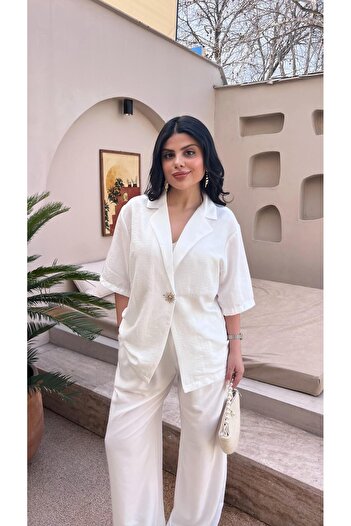 Butik White Premium Gold Buttoned Suit