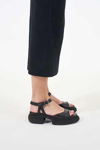 Louis Cardy Helu Black Genuine Leather Women's Sandals