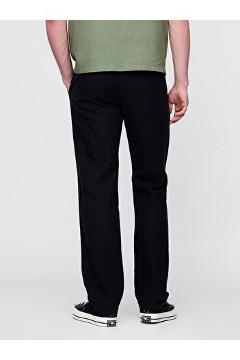 GAP Erkek Siyah Keten Karışımlı Khaki Pantolon