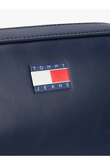 Tommy Hilfiger TJW ESS MUST CONVERTIBLE CAMERA Kadın Çapraz Çanta AW0AW17290C1G