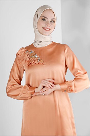 Alvina FLYWHEEL DETAIL SATIN TUNIC 43511