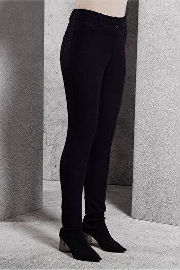Alvina Narrow Legs Pant 70787