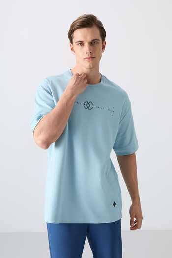 TOMMY LIFE Tricou pentru bărbați, albastru deschis, din bumbac, cu textura moale, cu imprimeu supradimensionat - 88323