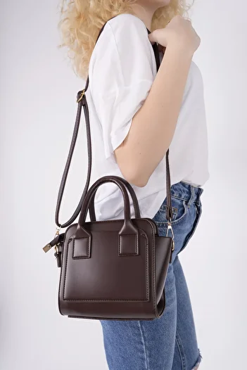 MUGGO Calvino Women's Hand and Shoulder Bag