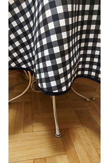 gonk Round, Plaid, Duck (Liquid Pusher, Stain Proof) Fabric, Tablecloth
