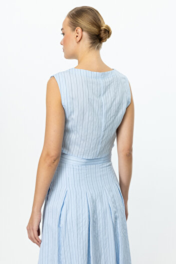 ON Sıfır Yaka Çizgili Crop Bluz